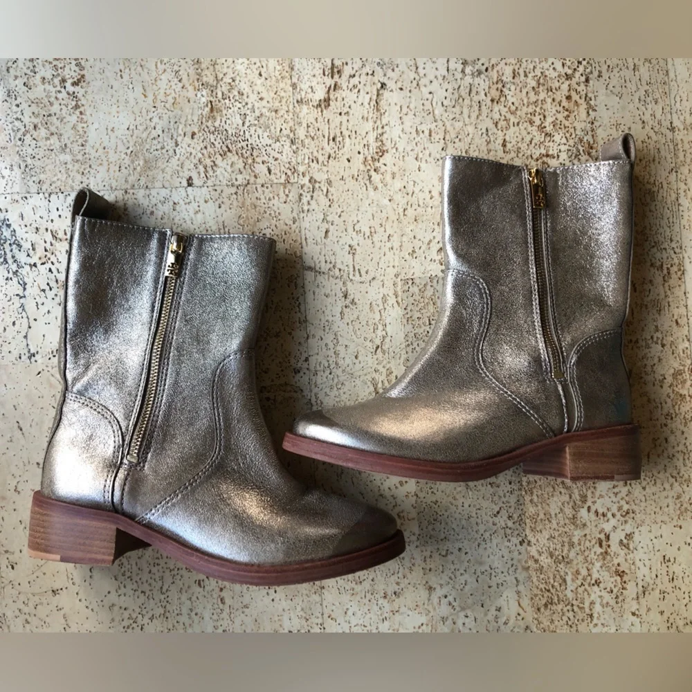 TORY BURCH Gold Metallic Leather HALLE Mid Combat Boots Size 6